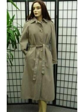 PRE-OWNED MUSKRAT FUR LINED SUEDE COAT WOMEN SZ 4